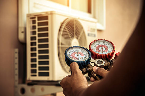 Professional Hvac Installation technician working in Louisburg, KS